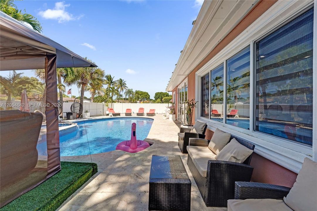 For Sale: $1,250,000 (3 beds, 3 baths, 1857 Square Feet)
