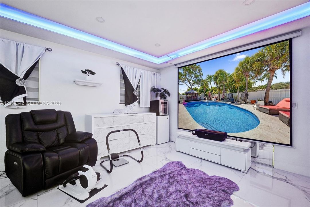 For Sale: $1,250,000 (3 beds, 3 baths, 1857 Square Feet)
