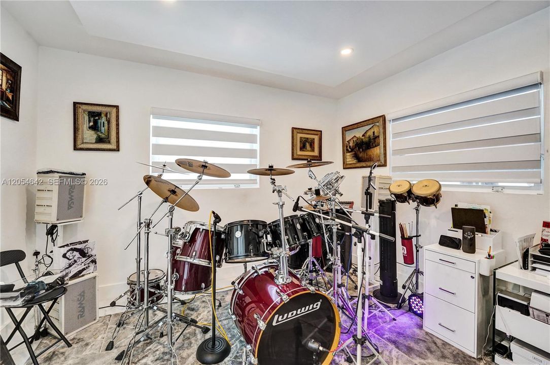 Office/music room which can be used as a 4th bedroom