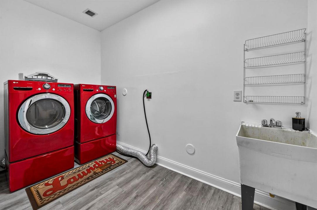 20 Laundry room 01