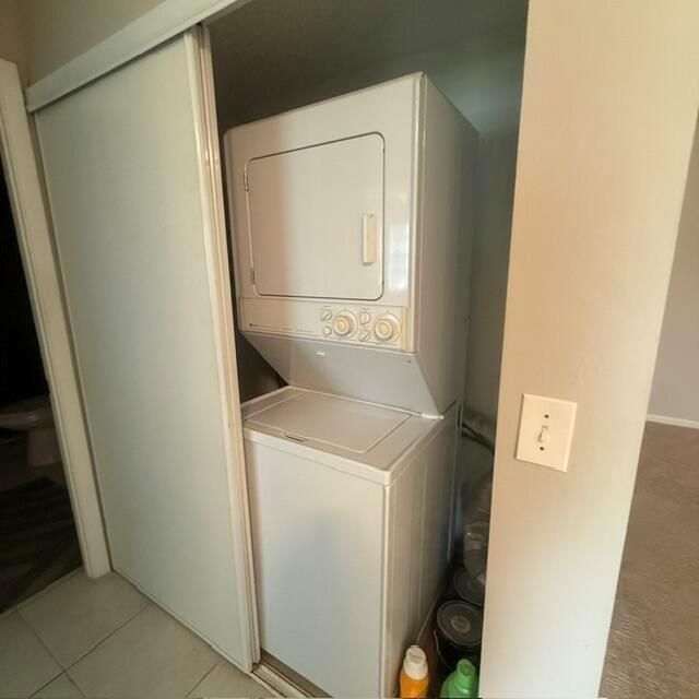 hallway washer & dryer