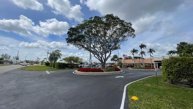 clubhouse B