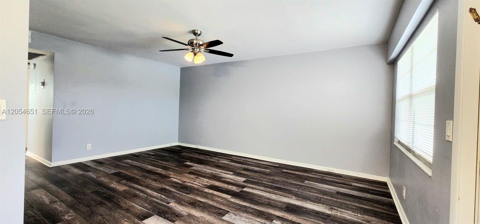 En Venta: $144,900 (2 camas, 2 baños, 819 Pies cuadrados)