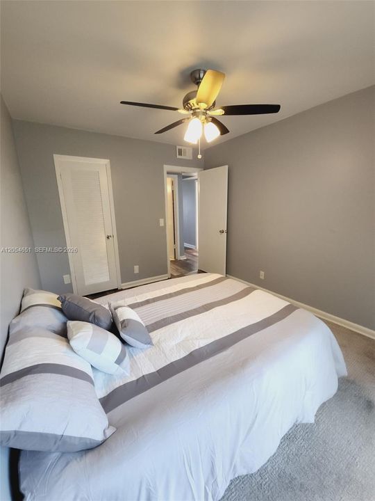 En Venta: $144,900 (2 camas, 2 baños, 819 Pies cuadrados)