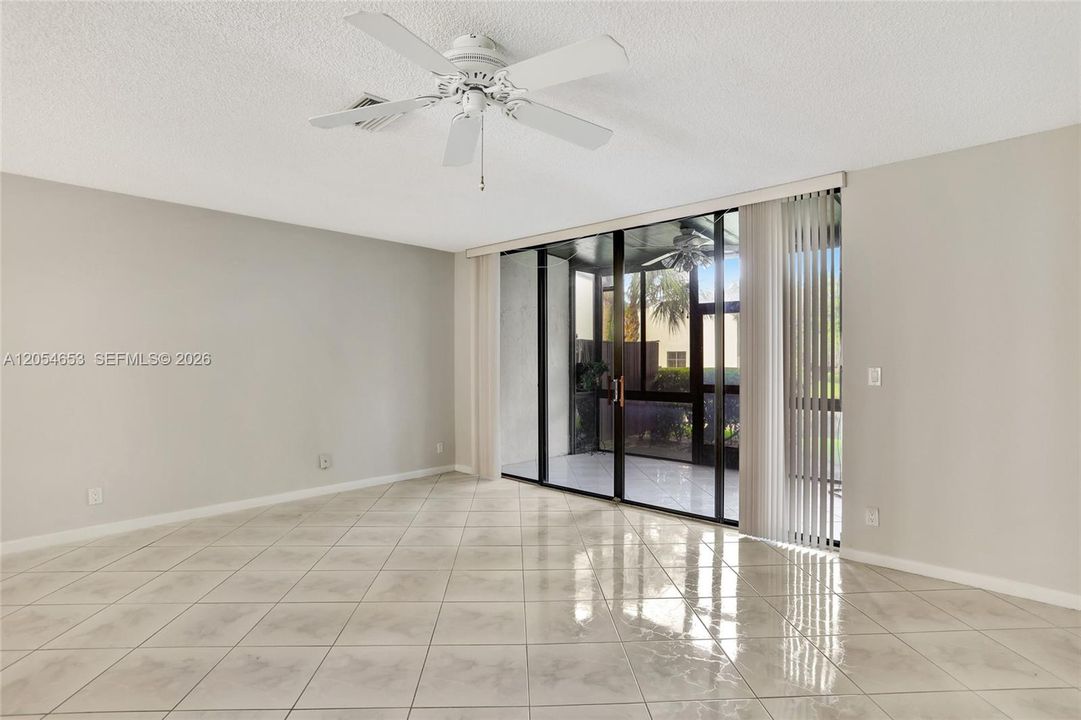For Rent: $2,550 (2 beds, 2 baths, 1244 Square Feet)