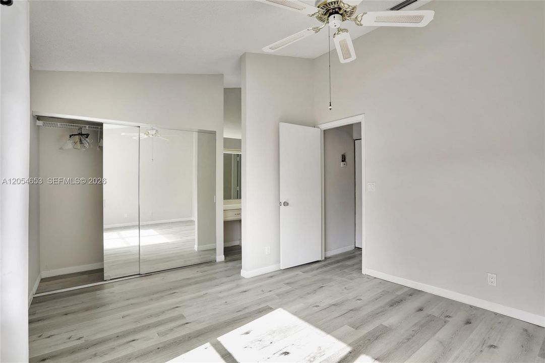 For Rent: $2,550 (2 beds, 2 baths, 1244 Square Feet)