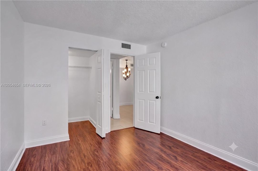 В аренду: $1,980 (2 спален, 2 ванн, 1252 Квадратных фут)