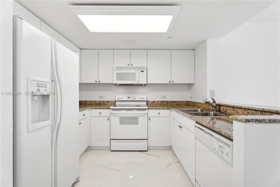 En Venta: $425,000 (1 camas, 1 baños, 860 Pies cuadrados)