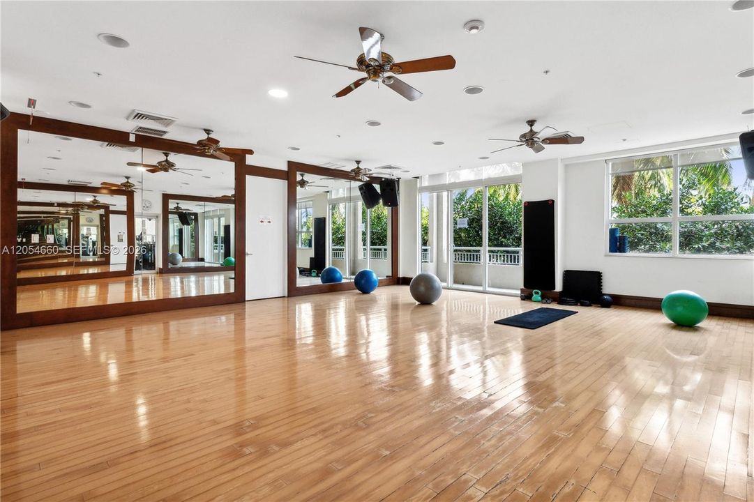 En Venta: $425,000 (1 camas, 1 baños, 860 Pies cuadrados)