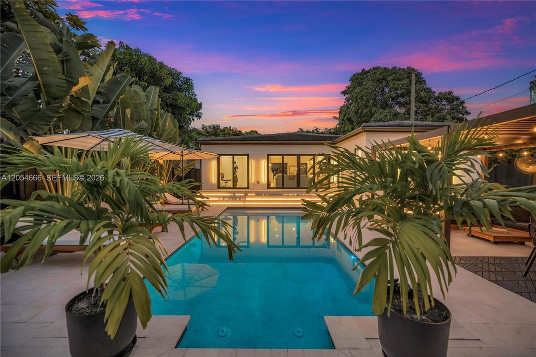 For Sale: $2,490,000 (4 beds, 4 baths, 2019 Square Feet)
