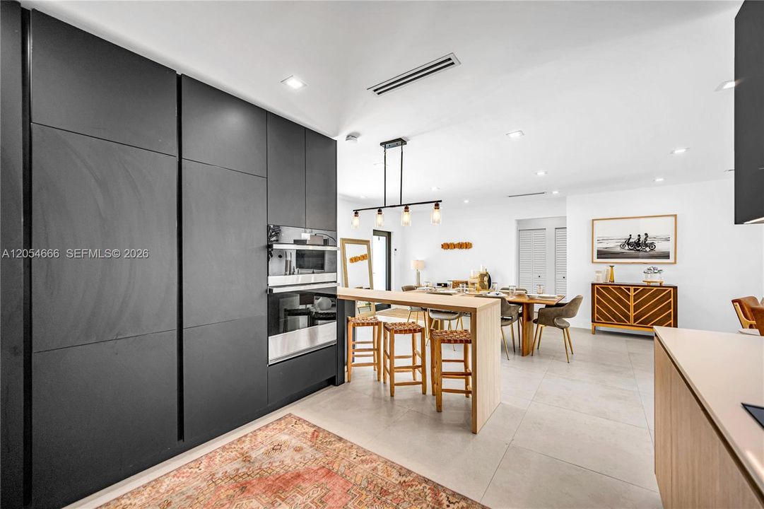 For Sale: $2,490,000 (4 beds, 4 baths, 2019 Square Feet)