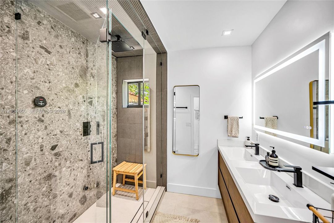 For Sale: $2,490,000 (4 beds, 4 baths, 2019 Square Feet)