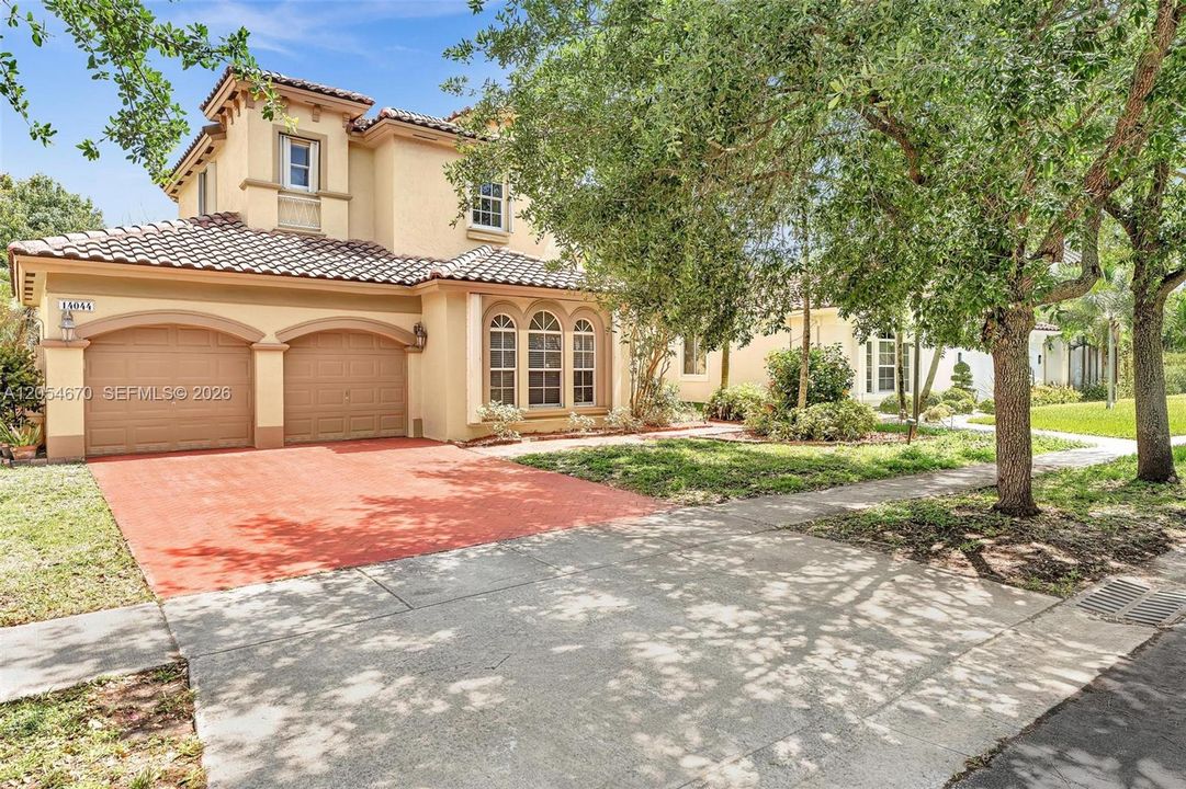 For Rent: $5,000 (4 beds, 3 baths, 2878 Square Feet)