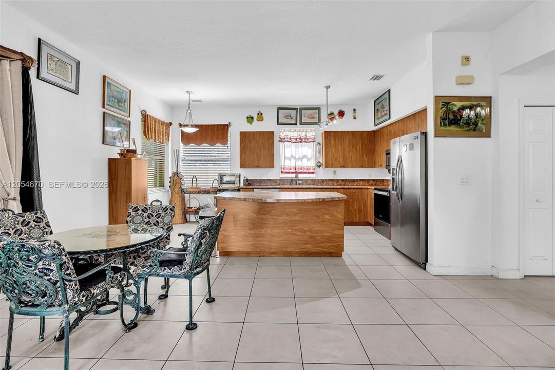 For Rent: $5,000 (4 beds, 3 baths, 2878 Square Feet)