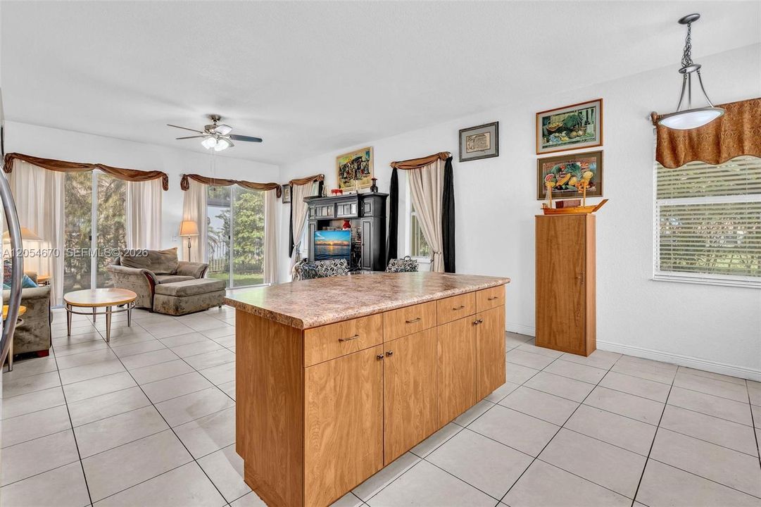 For Rent: $5,000 (4 beds, 3 baths, 2878 Square Feet)
