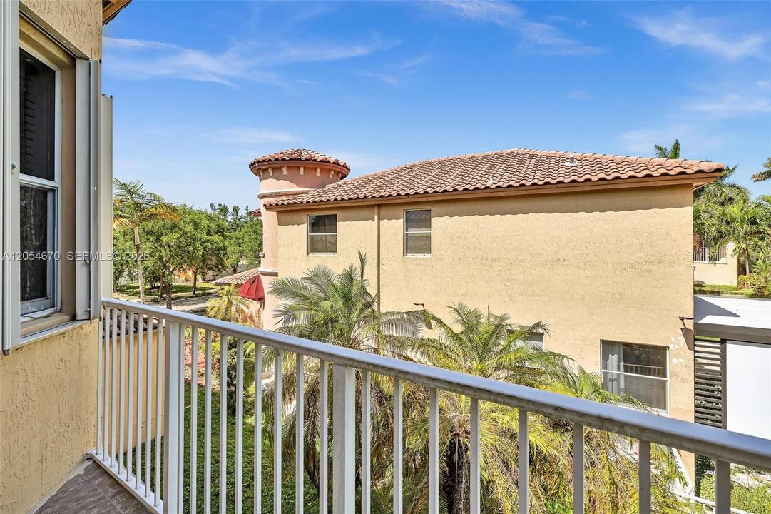For Rent: $5,000 (4 beds, 3 baths, 2878 Square Feet)