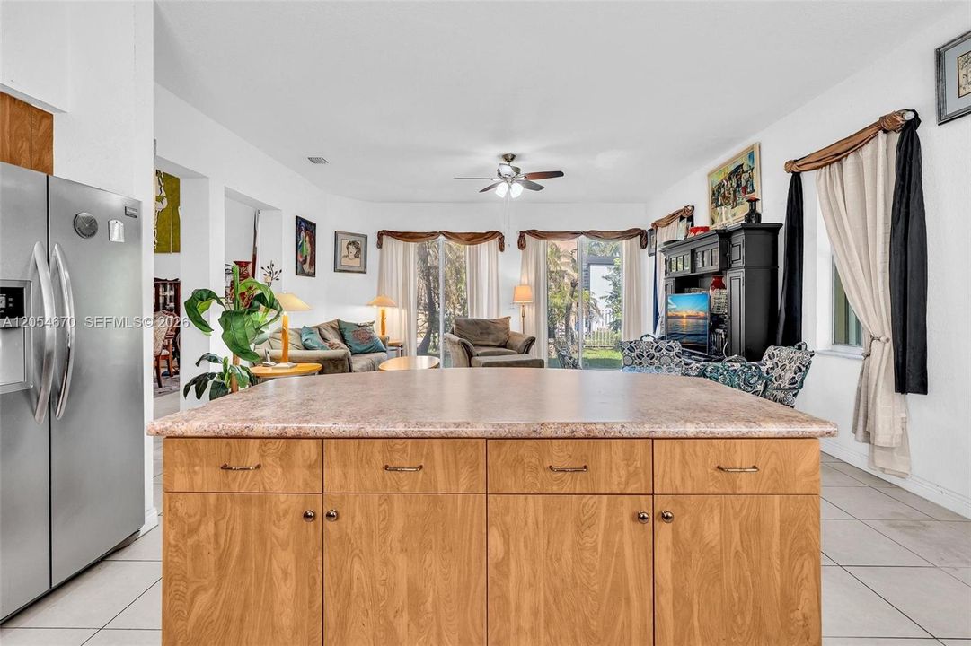 For Rent: $5,000 (4 beds, 3 baths, 2878 Square Feet)