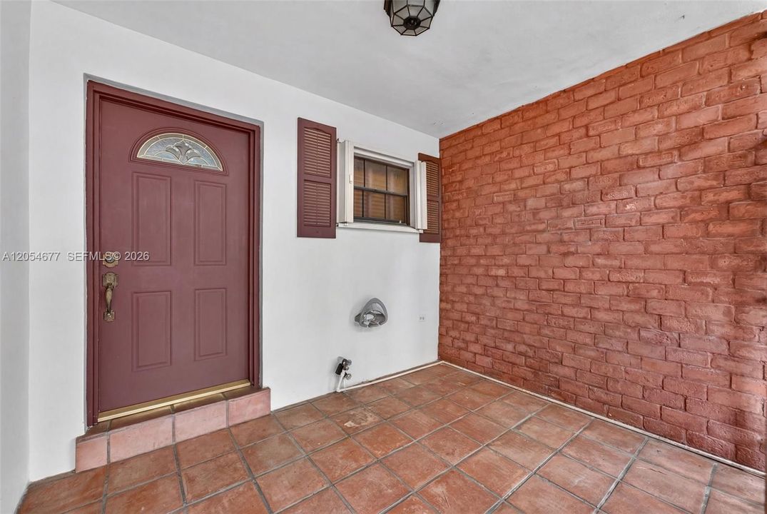 En Venta: $485,000 (3 camas, 2 baños, 1298 Pies cuadrados)