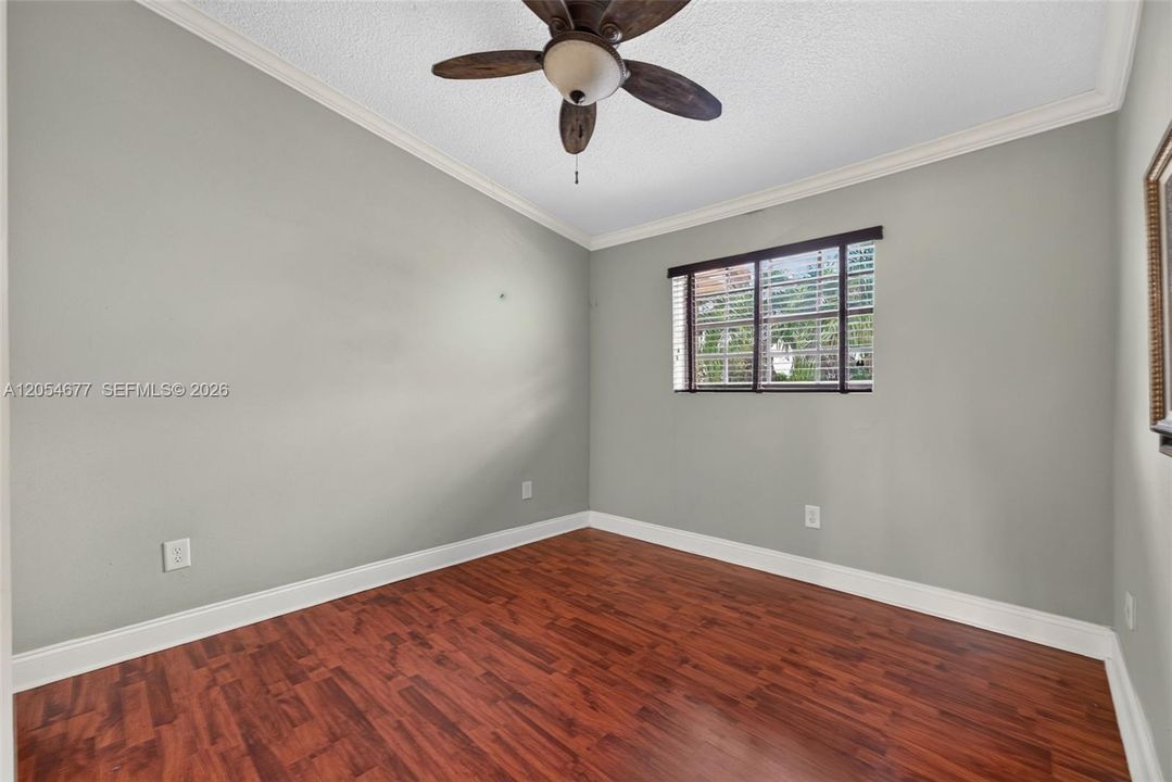 En Venta: $485,000 (3 camas, 2 baños, 1298 Pies cuadrados)