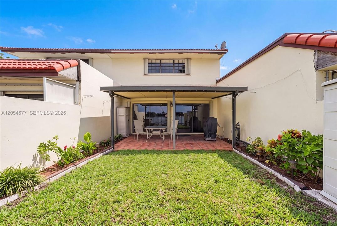 En Venta: $485,000 (3 camas, 2 baños, 1298 Pies cuadrados)