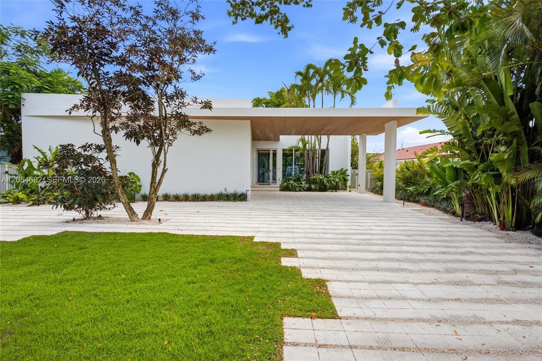 На продажу: $2,600,000 (4 спален, 4 ванн, 3445 Квадратных фут)