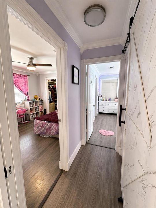 Guest rooms entrance