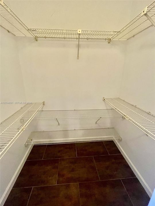 walk in closet