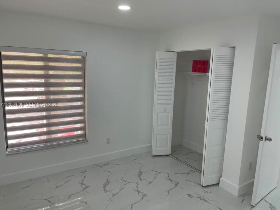 For Rent: $2,900 (2 beds, 2 baths, 1200 Square Feet)