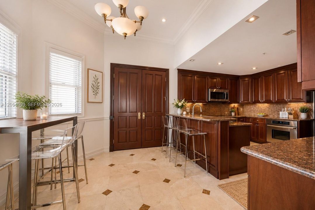 En Renta: $12,500 (3 camas, 3 baños, 3190 Pies cuadrados)
