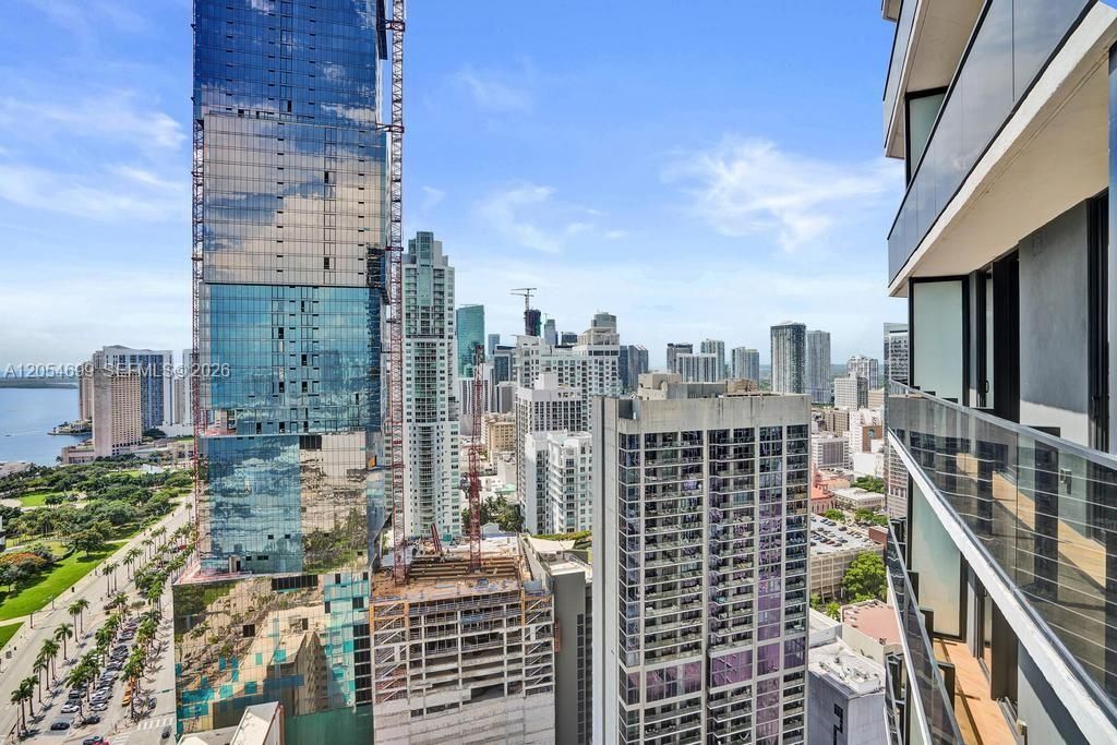 For Sale: $600,000 (0 beds, 1 baths, 357 Square Feet)