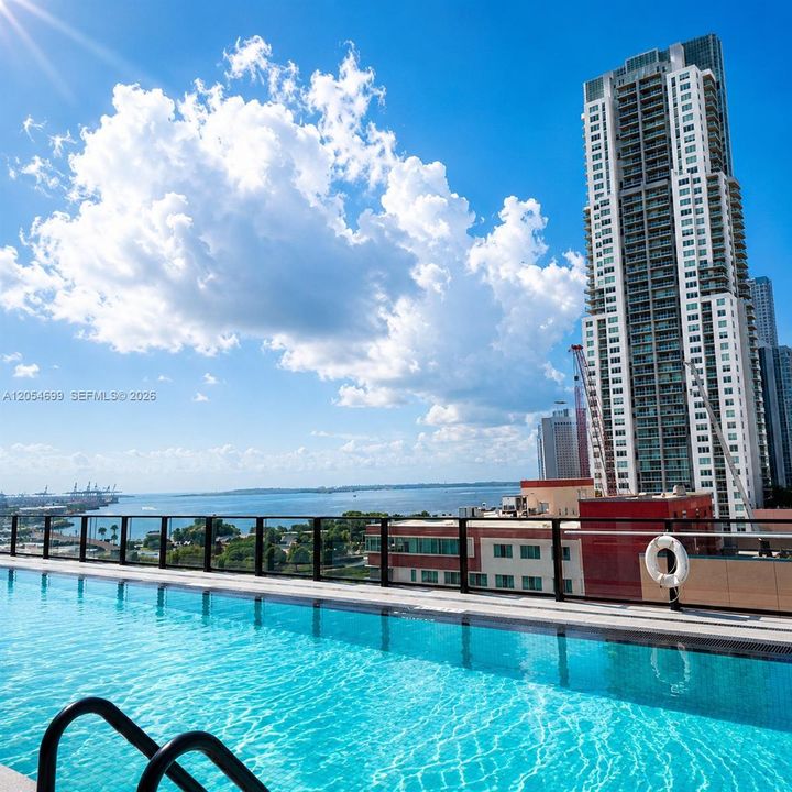 For Sale: $600,000 (0 beds, 1 baths, 357 Square Feet)