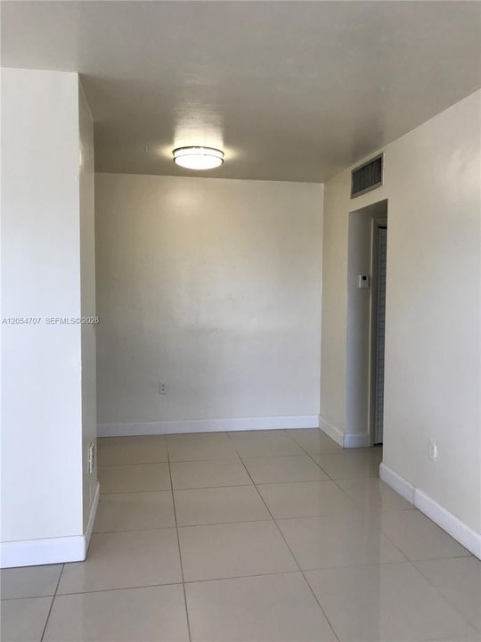 En Renta: $1,795 (1 camas, 1 baños, 700 Pies cuadrados)