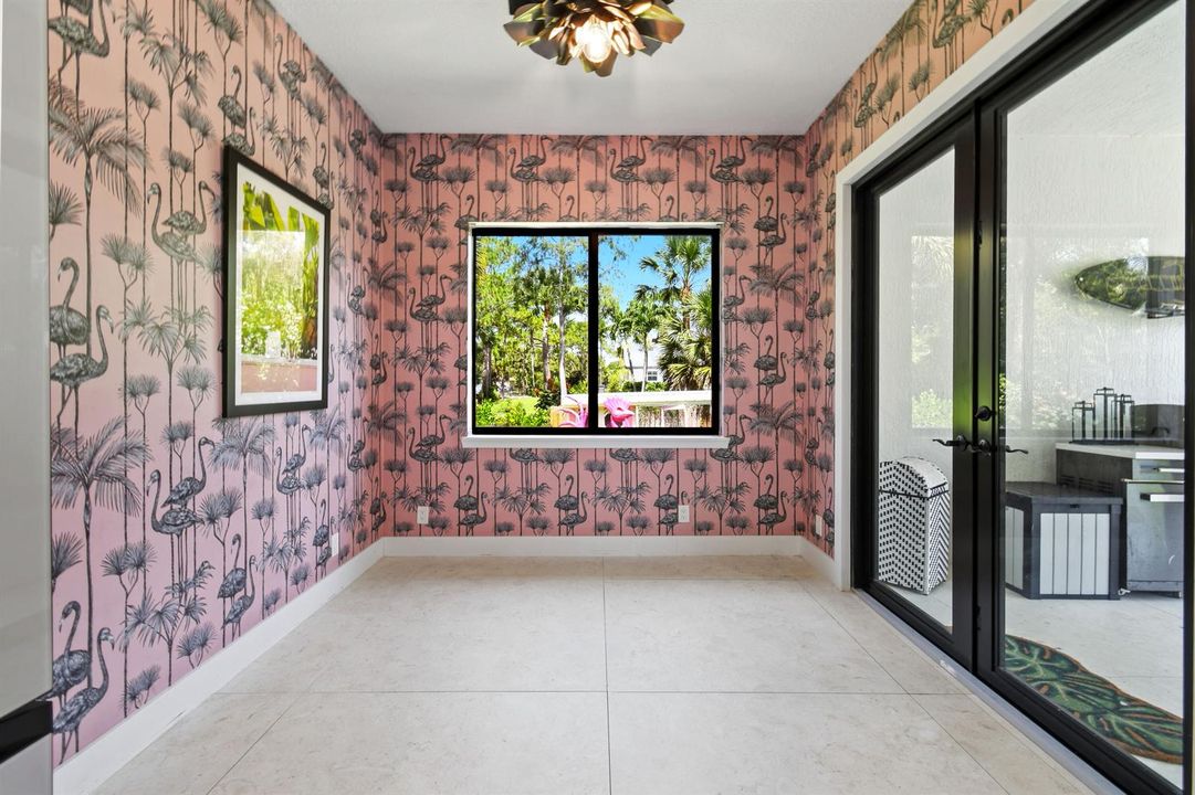 Breakfast Room