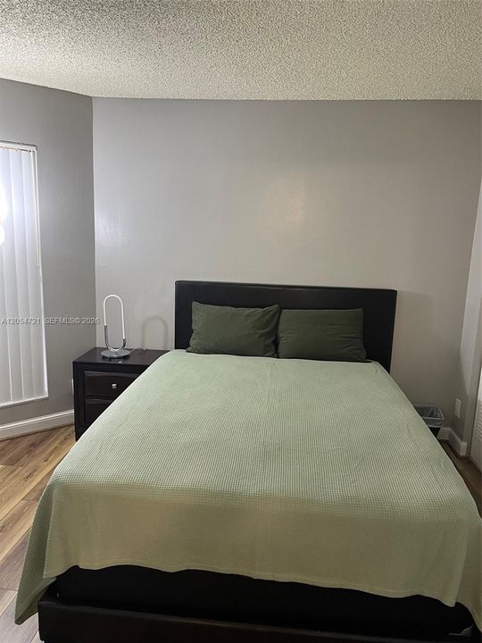 En Renta: $1,000 (1 camas, 1 baños, 958 Pies cuadrados)