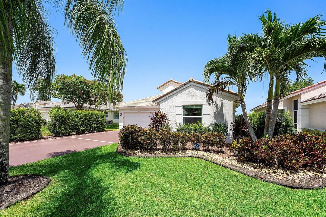 002-3724CocoLakeDrive-CoconutCreek-FL-33