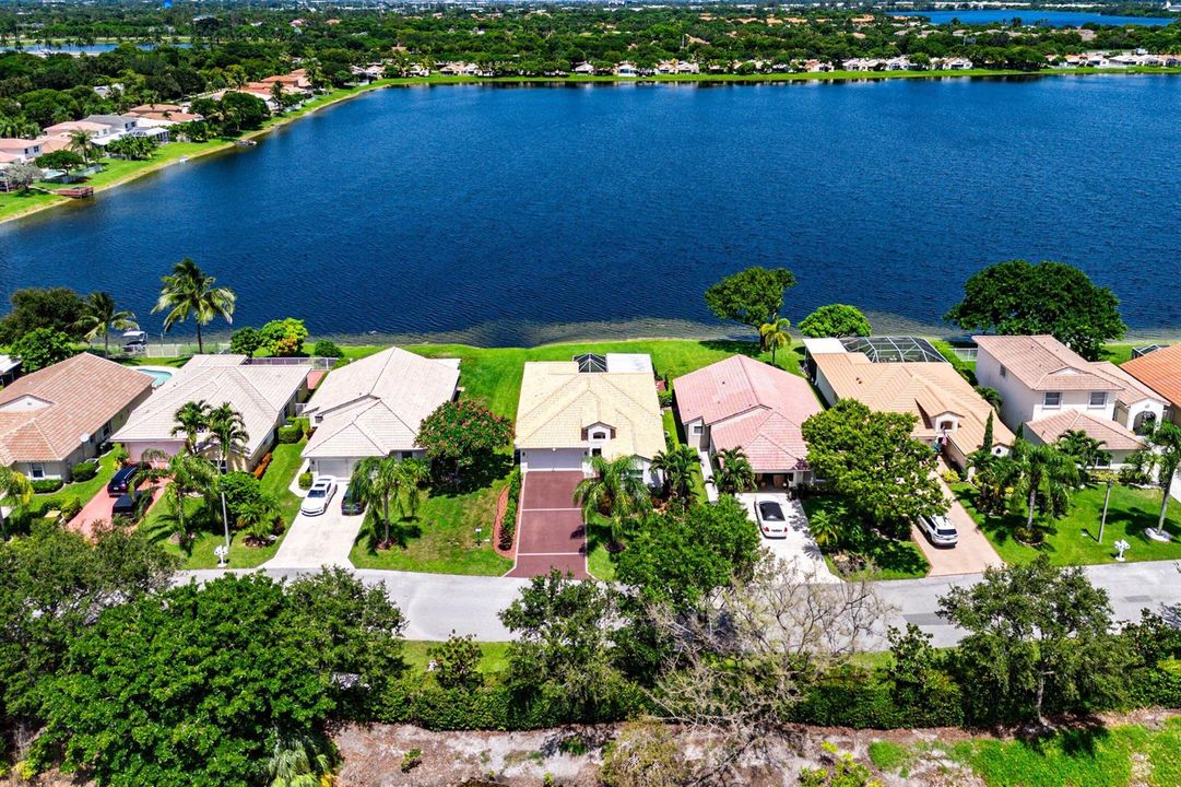 048-3724CocoLakeDrive-CoconutCreek-FL-33
