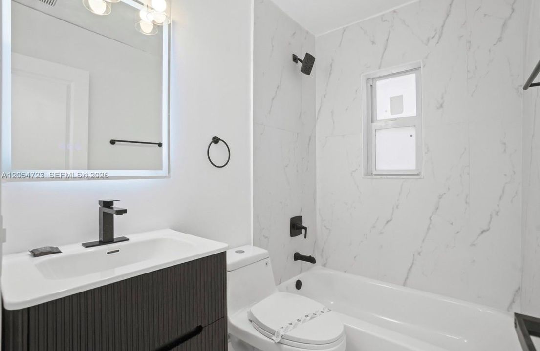 En Venta: $635,000 (0 camas, 0 baños, 1454 Pies cuadrados)