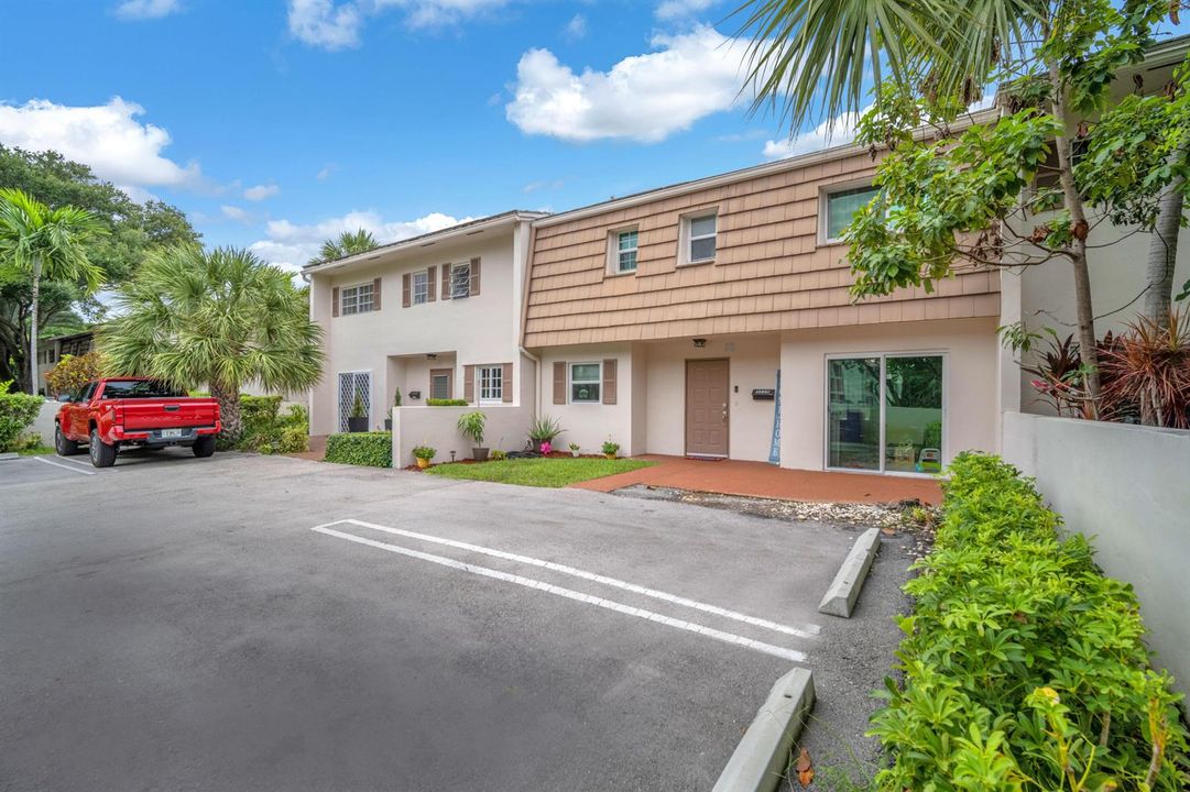 3119 N Palm Aire (29)