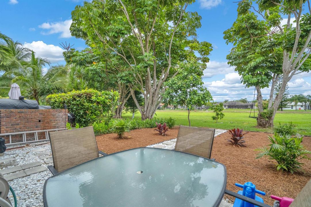3119 N Palm Aire Backyard (3)