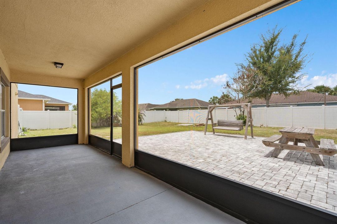 33-web-or-mls-4156 Key Colony Pl-30
