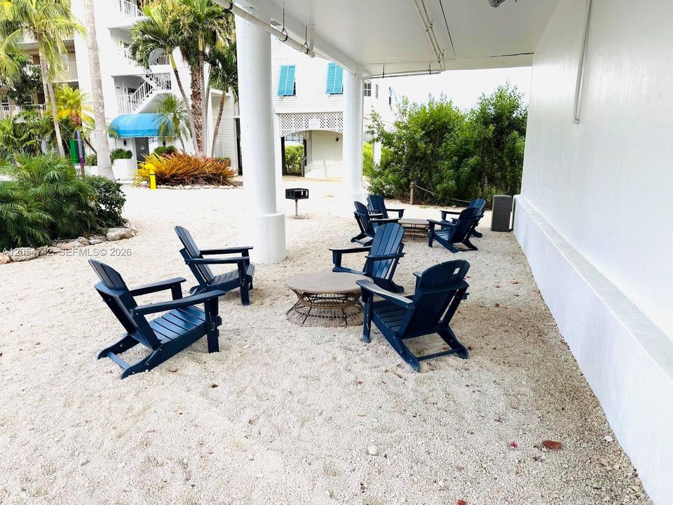 En Venta: $561,500 (2 camas, 2 baños, 826 Pies cuadrados)