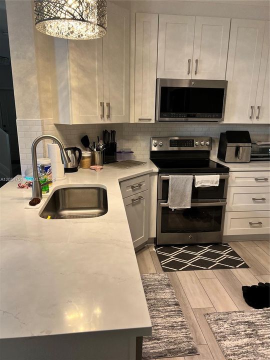 En Venta: $470,000 (3 camas, 2 baños, 1496 Pies cuadrados)