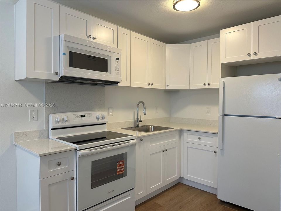 В аренду: $1,595 (1 спален, 1 ванн, 0 Квадратных фут)