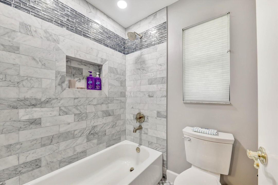 46-10370 NW 50th Ct-46