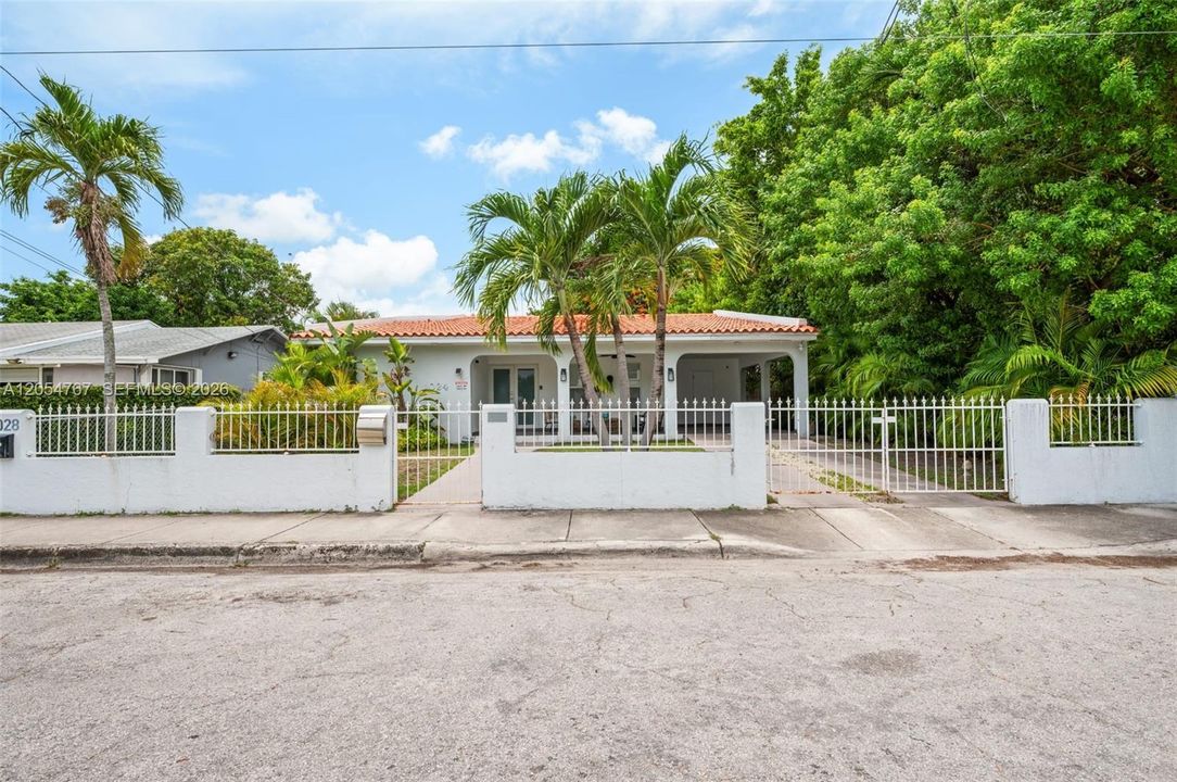 En Venta: $1,300,000 (0 camas, 0 baños, 2903 Pies cuadrados)