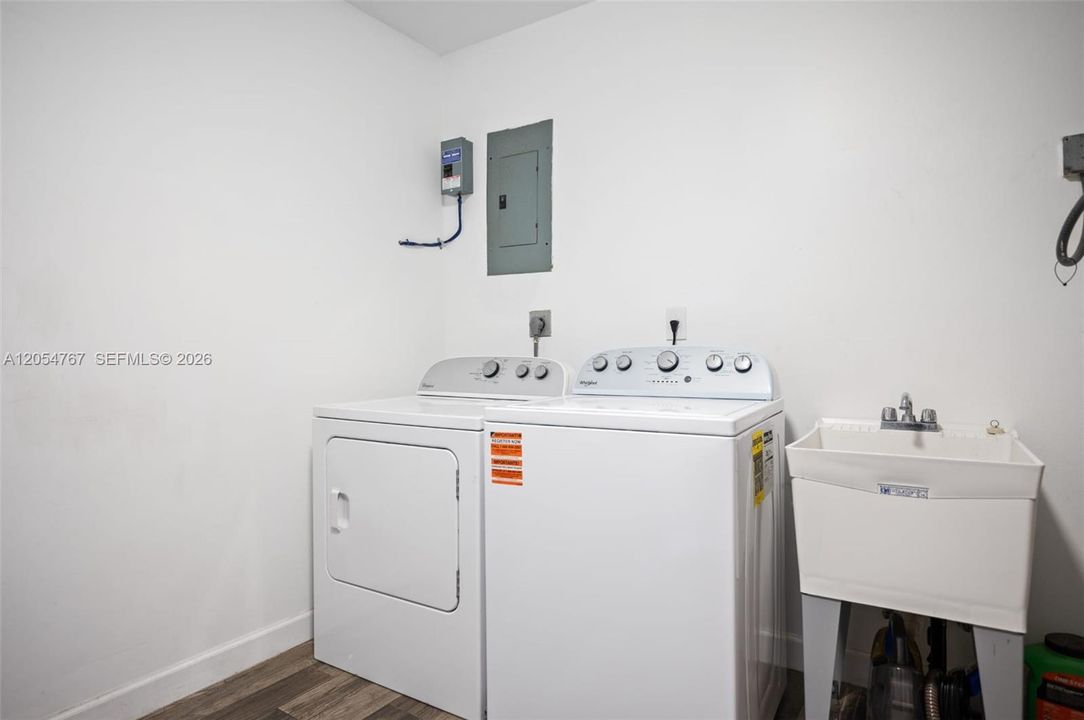 En Venta: $1,300,000 (0 camas, 0 baños, 2903 Pies cuadrados)
