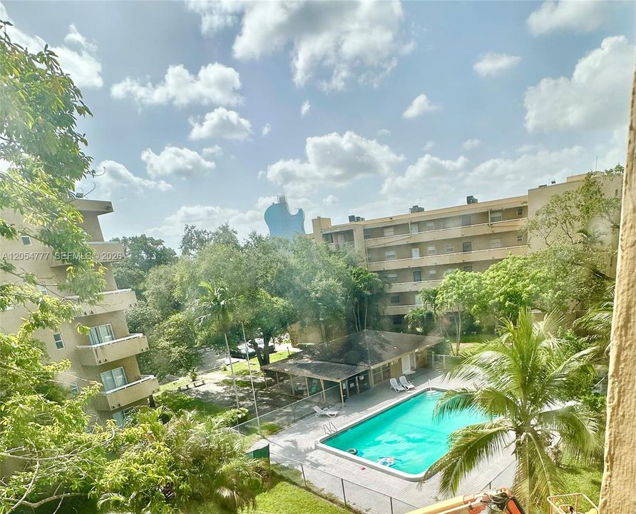 pool and guitar view