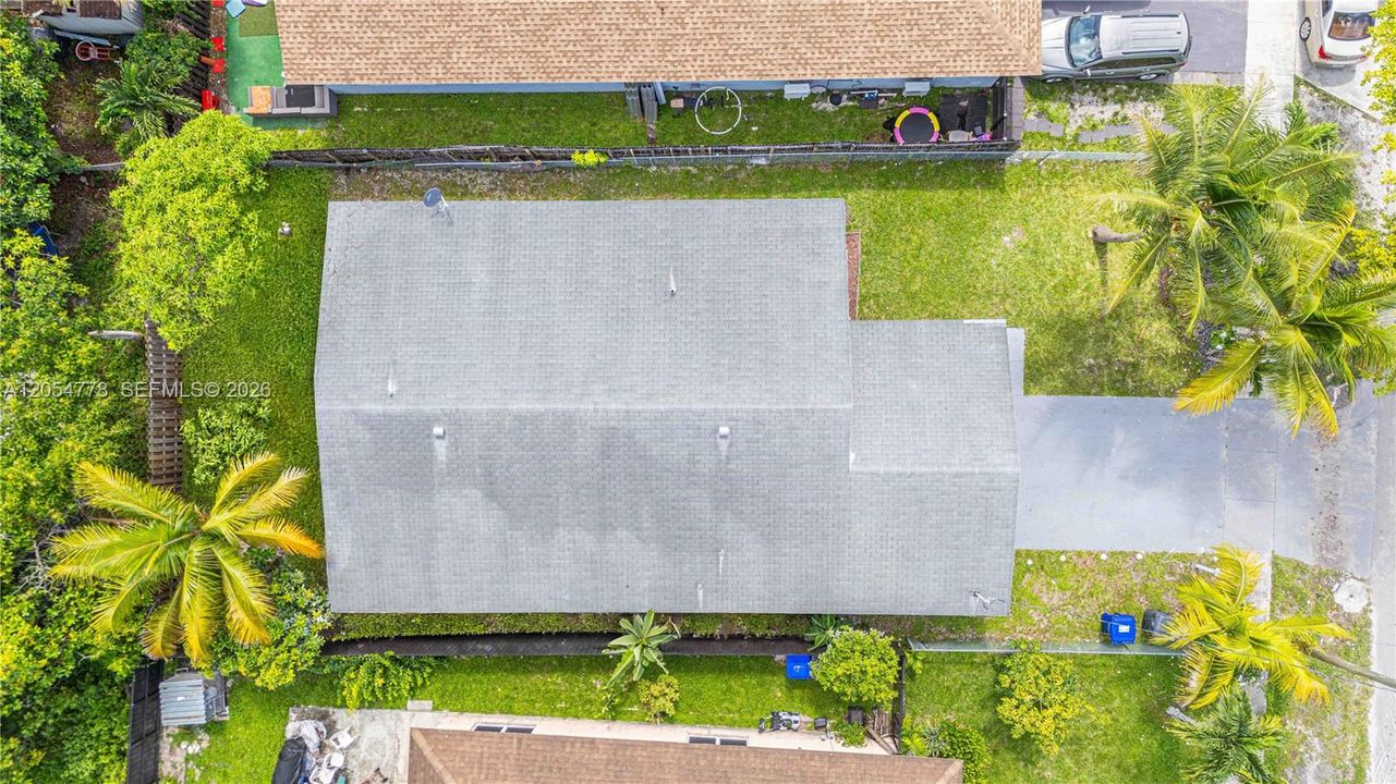 En Venta: $549,000 (4 camas, 3 baños, 1456 Pies cuadrados)