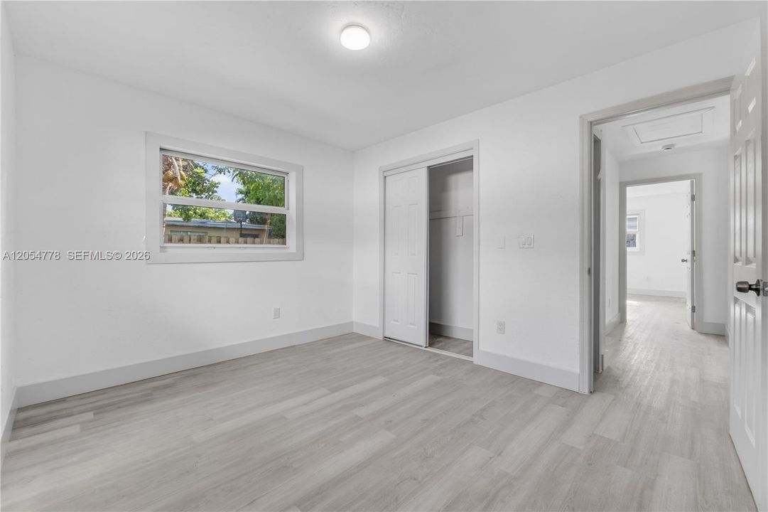 En Venta: $549,000 (4 camas, 3 baños, 1456 Pies cuadrados)