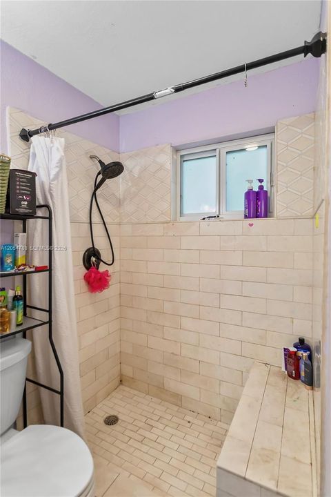 На продажу: $449,000 (4 спален, 2 ванн, 1462 Квадратных фут)